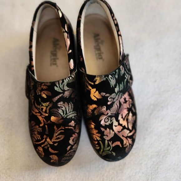 Alegria by PG Lite Black Nubuck Leather Floral Copper Metallic Clogs, size 8.5 - Picture 3 of 10